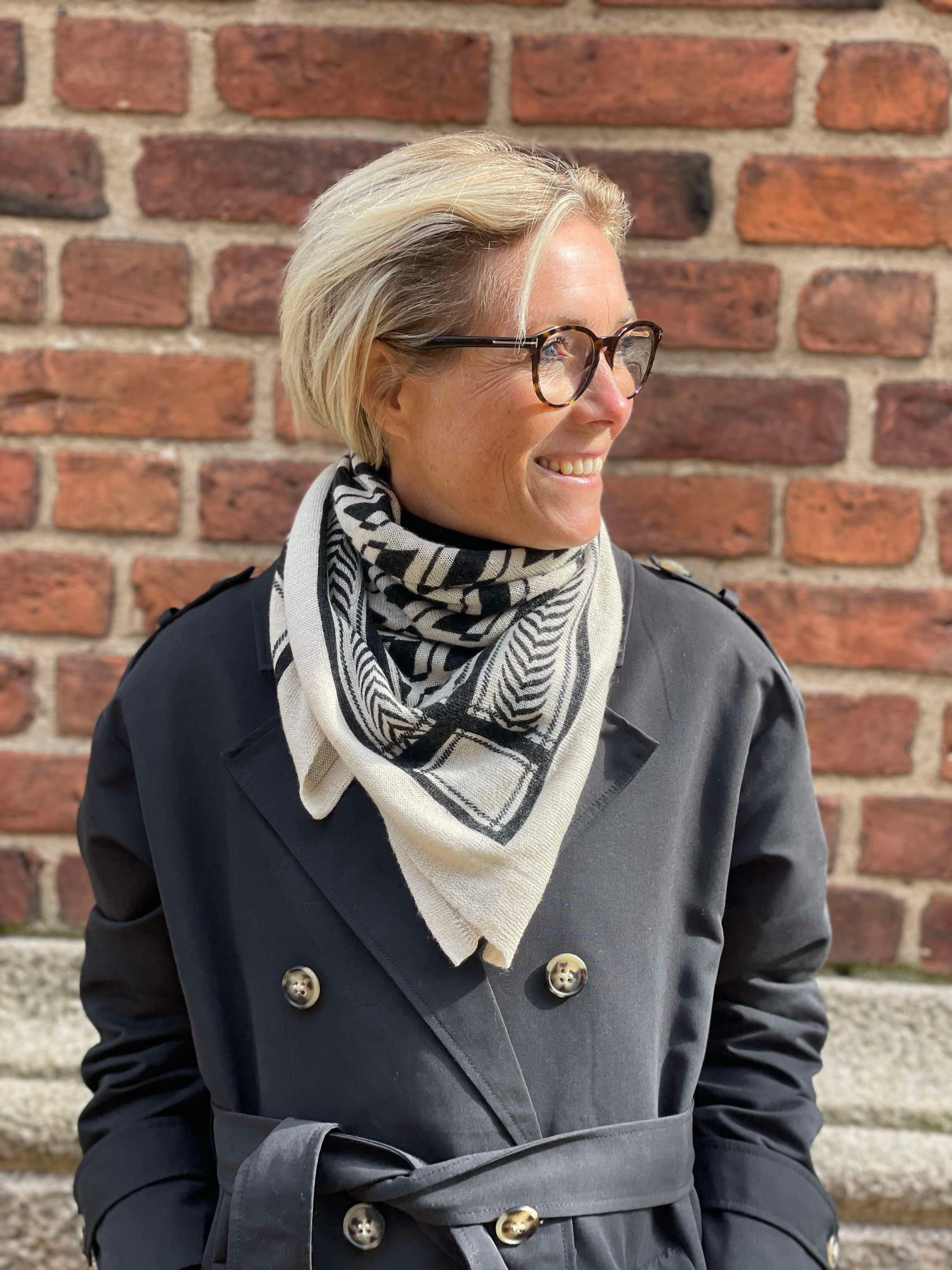 PCNOVIS Scarf - Whitecap Gray